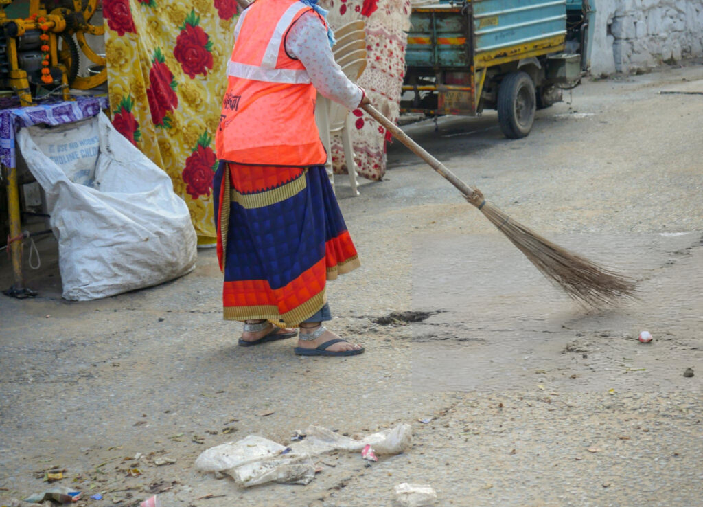 dl.beatsnoop.com-3000-GjJS741P9Y